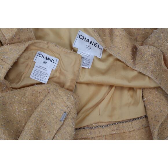 Vintage Chanel 99A Yellow Tweed 2 Piece Skirt Jacket Suit Set Classic Size 42 - Picture 8 of 12